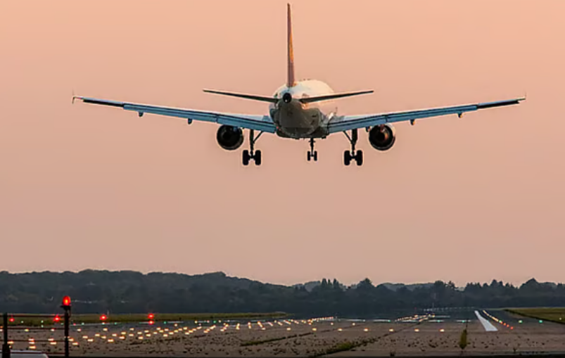 Countries Urge Citizens to Leave Iran and Scale Back Diplomatic Presence Amid Rising Tensions