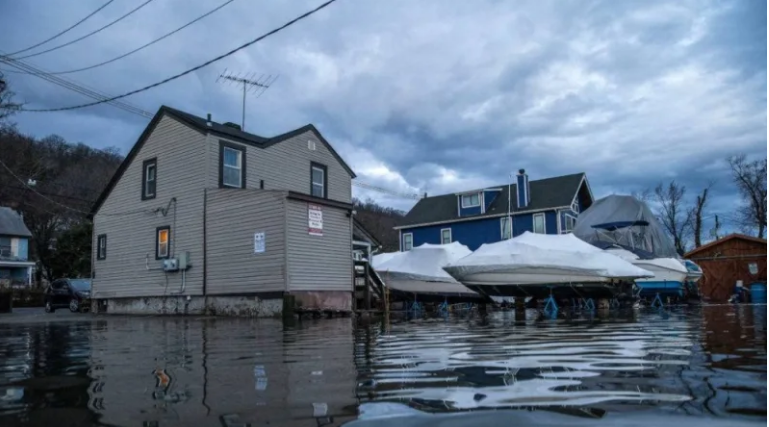 Deadly Floods and Snowstorms Hit Multiple U.S. States