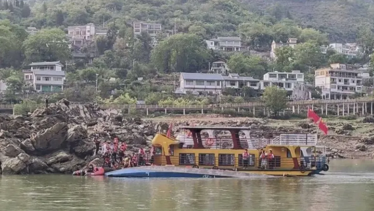 Nine Dead, One Missing After Boats Capize in Guizhou River Amid Sudden Storm