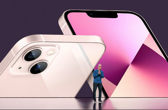 Apple Posts Strong Quarterly Profit But Warns Tariffs Could Cost $900 Million