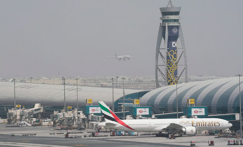 UAE Airlines Offer Refunds and Rebooking After Airspace Closure Following Missile Attacks